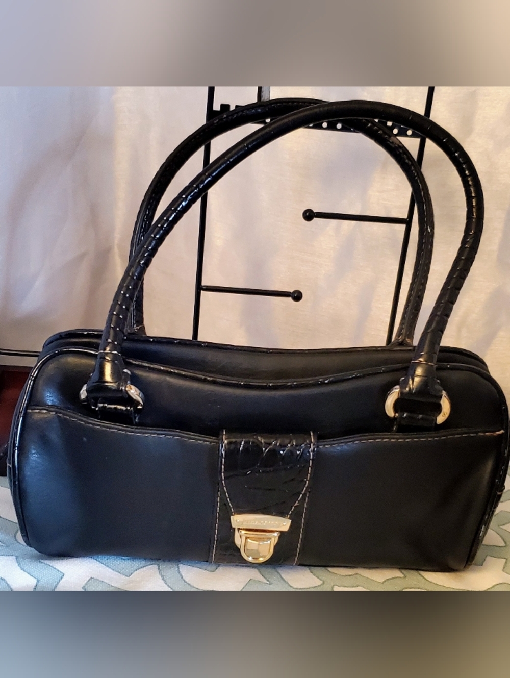 Liz Claiborne Black Women's Handbag Make-up - Bundle.